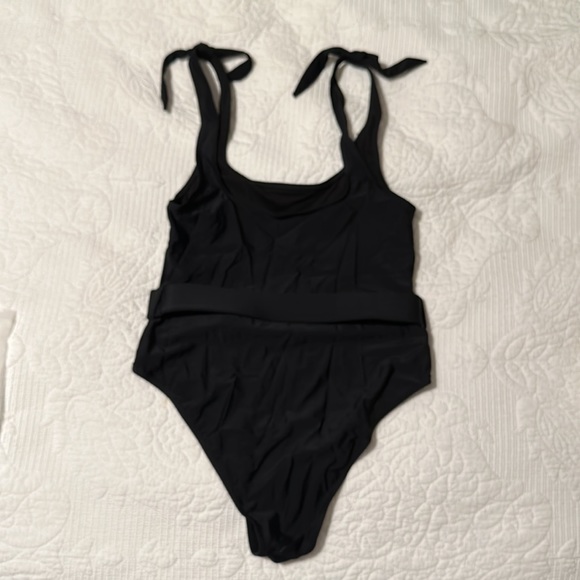 SHEIN Black Belted One Piece - Picture 6 of 6